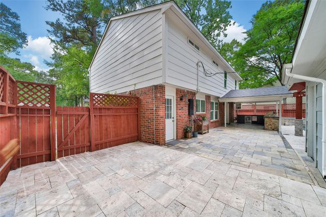 180 Maple Branch Street, The Woodlands, TX 77380