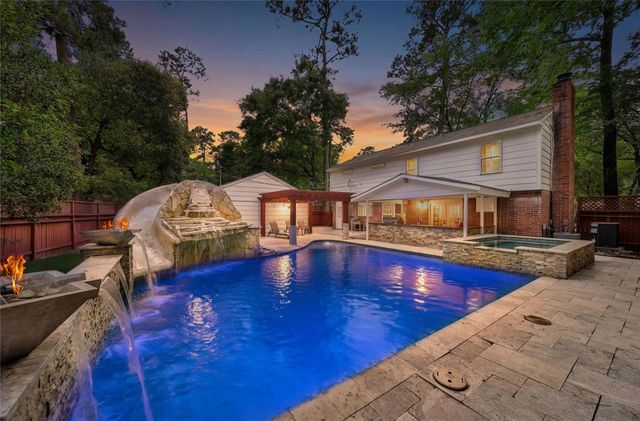 180 Maple Branch Street, The Woodlands, TX 77380