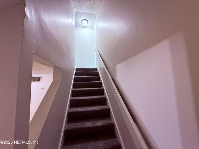 8323 CENTURY POINT Drive N, Jacksonville, FL 32216