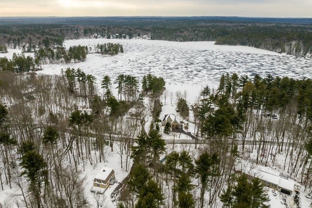 87 Edgewater Drive, Barrington, NH 03825