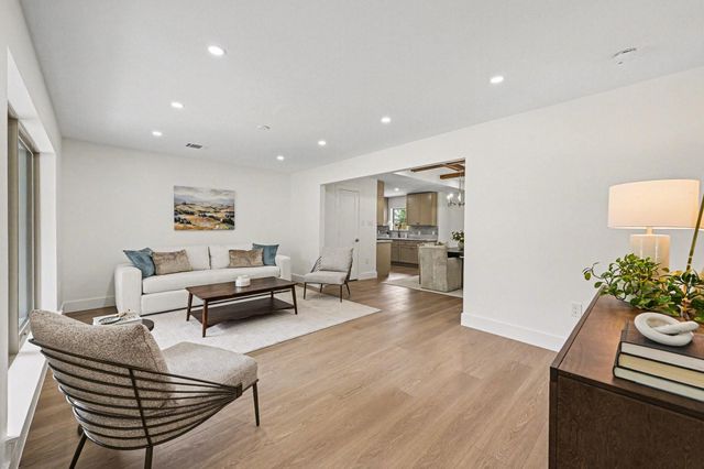 9522 Winsome Lane, Houston, TX 77063