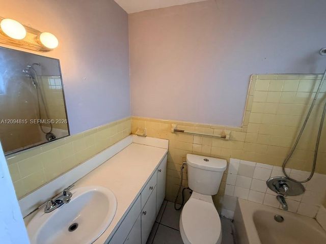 3130 NW 21st Court 10, Miami, FL 33142