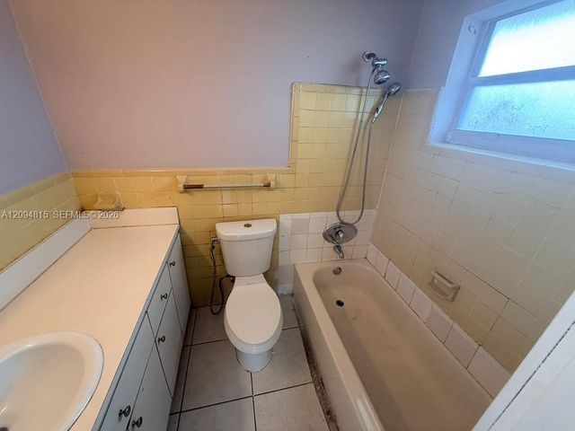 3130 NW 21st Court 10, Miami, FL 33142
