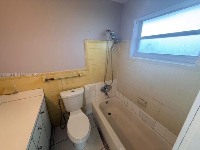3130 NW 21st Court 10, Miami, FL 33142