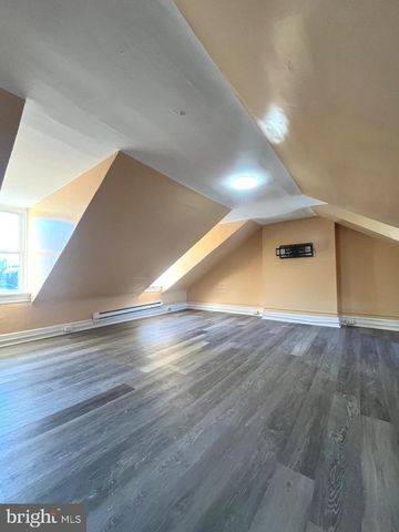 441 E STRAWBERRY ST, Lancaster, PA 17602