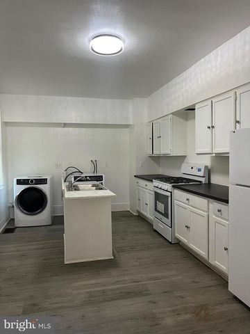 441 E STRAWBERRY ST, Lancaster, PA 17602