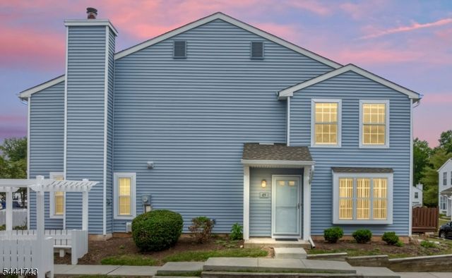 85 Almond Dr, Franklin Twp., NJ 08873
