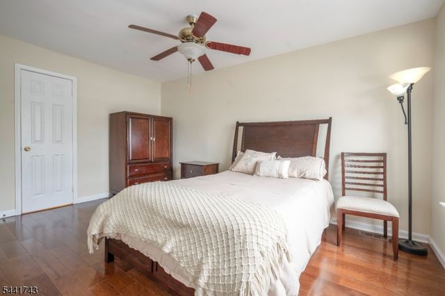 85 Almond Dr, Franklin Twp., NJ 08873
