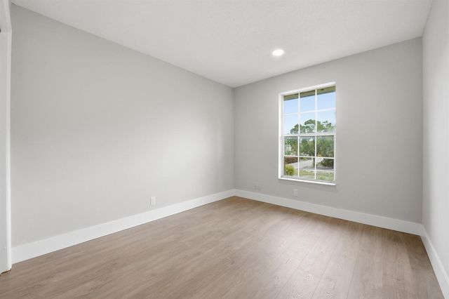 7318 NW 75th Street, Tamarac, FL 33321
