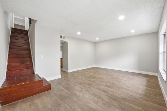 7318 NW 75th Street, Tamarac, FL 33321