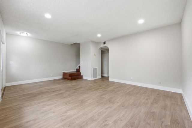 7318 NW 75th Street, Tamarac, FL 33321