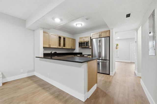 7318 NW 75th Street, Tamarac, FL 33321