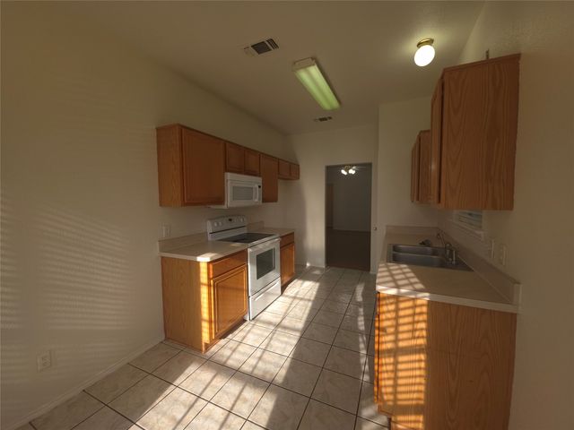 6405 Freshwater Lane, Fort Worth, TX 76179