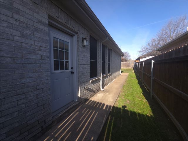 6405 Freshwater Lane, Fort Worth, TX 76179