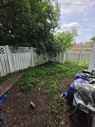 8329 W Auer AVENUE, Milwaukee, WI 53222