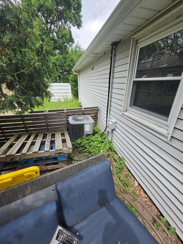8329 W Auer AVENUE, Milwaukee, WI 53222