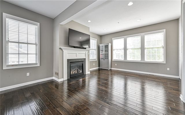 300 Osona Ln, Marshall, PA 16046