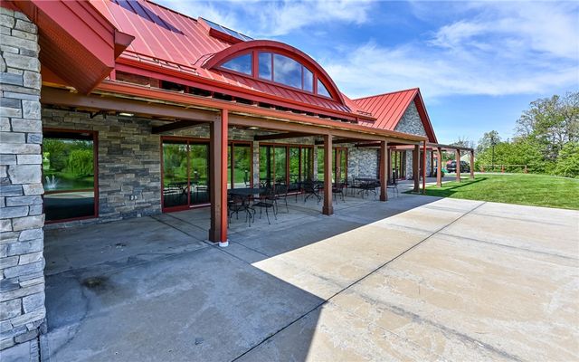 300 Osona Ln, Marshall, PA 16046