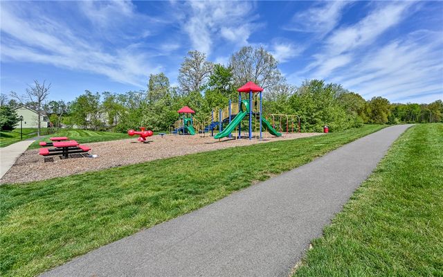 300 Osona Ln, Marshall, PA 16046