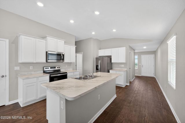 15773 EQUINE GAIT Drive, Jacksonville, FL 32234