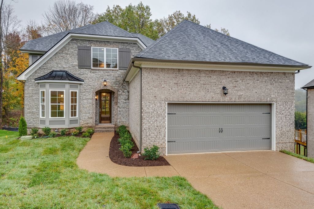10 Elissa Place, Hendersonville, TN 37075