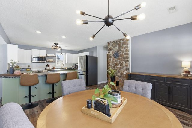 1908 State Highway Jj, Sparta, MO 65753