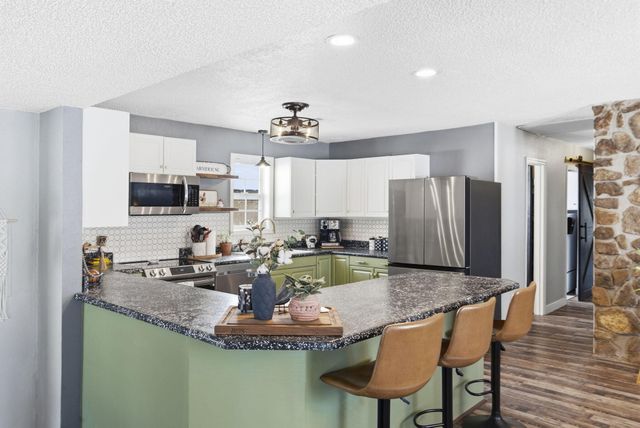 1908 State Highway Jj, Sparta, MO 65753