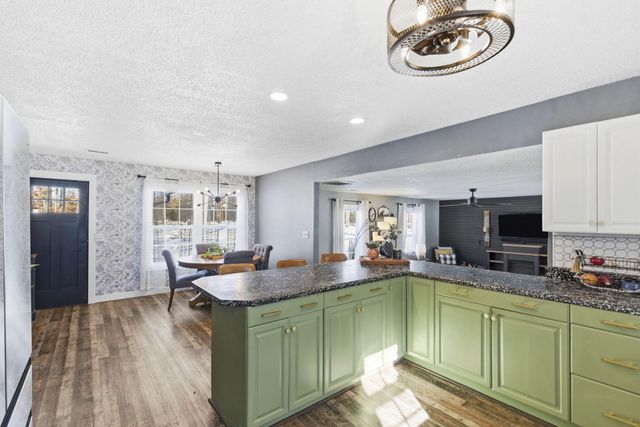 1908 State Highway Jj, Sparta, MO 65753