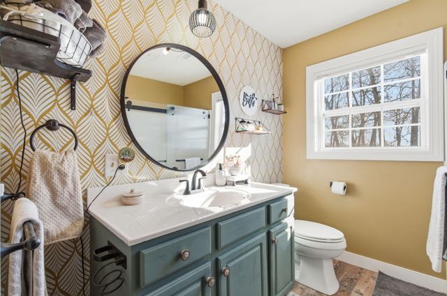 1908 State Highway Jj, Sparta, MO 65753