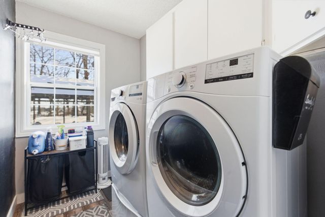 1908 State Highway Jj, Sparta, MO 65753