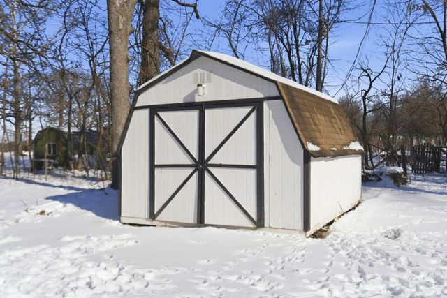 1908 State Highway Jj, Sparta, MO 65753