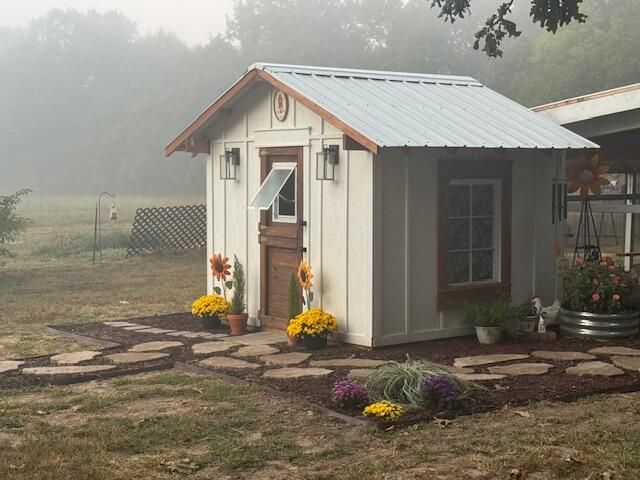 1908 State Highway Jj, Sparta, MO 65753