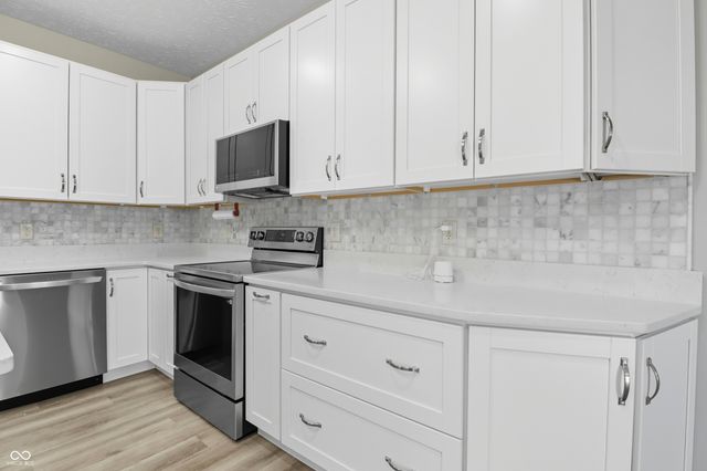 2511 Big Bear Lane, Indianapolis, IN 46217