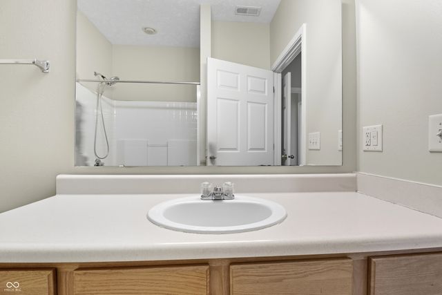 2511 Big Bear Lane, Indianapolis, IN 46217