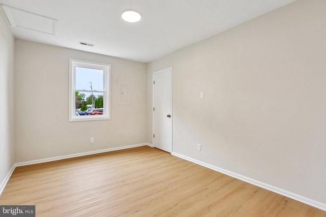 6721 HAREWOOD PARK DR, Middle River, MD 21220