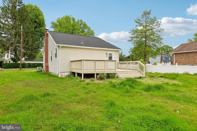 6721 HAREWOOD PARK DR, Middle River, MD 21220