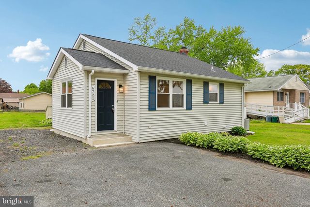 6721 HAREWOOD PARK DR, Middle River, MD 21220