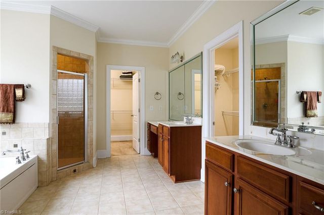 203 Christi Lane, Kernersville, NC 27284