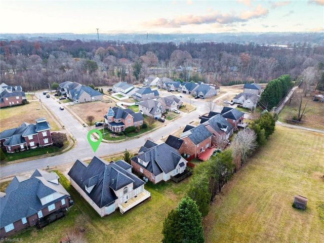 203 Christi Lane, Kernersville, NC 27284