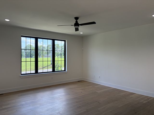 340 Sophia Rain Dr, Nashville, TN 37218