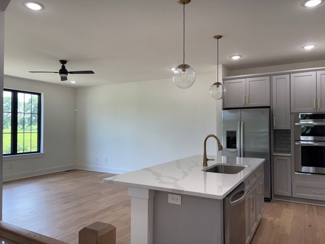 340 Sophia Rain Dr, Nashville, TN 37218