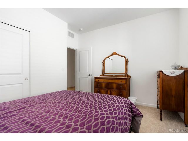 86 S Vandriver Way, Aurora, CO 80018