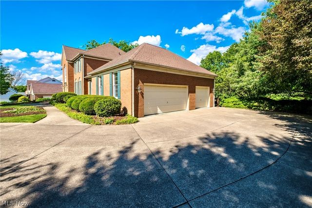 5534 Governors Avenue NW, Canton, OH 44718
