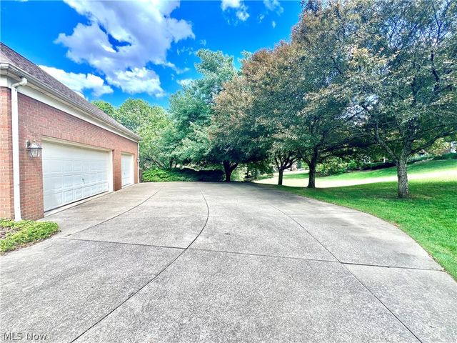 5534 Governors Avenue NW, Canton, OH 44718