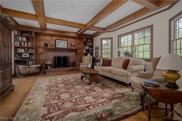 5534 Governors Avenue NW, Canton, OH 44718