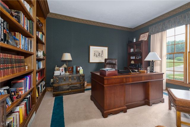 5534 Governors Avenue NW, Canton, OH 44718