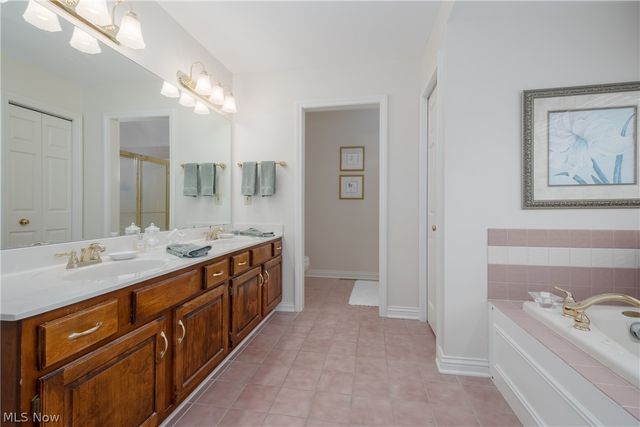 5534 Governors Avenue NW, Canton, OH 44718