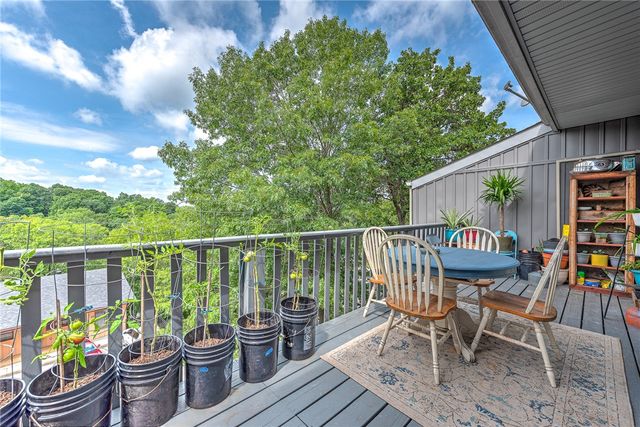 9 Connie Lane, Bella Vista, AR 72715