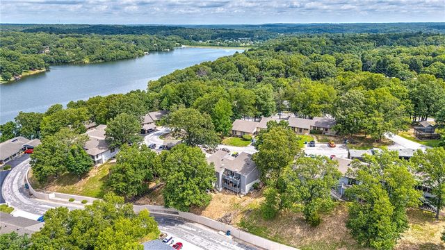 9 Connie Lane, Bella Vista, AR 72715