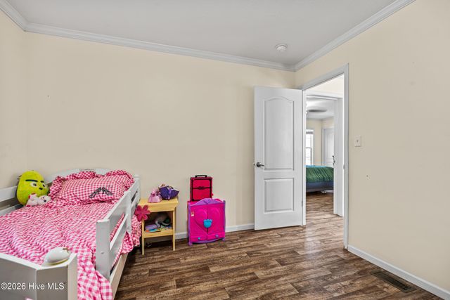 174 Sanders Drive, Hubert, NC 28539